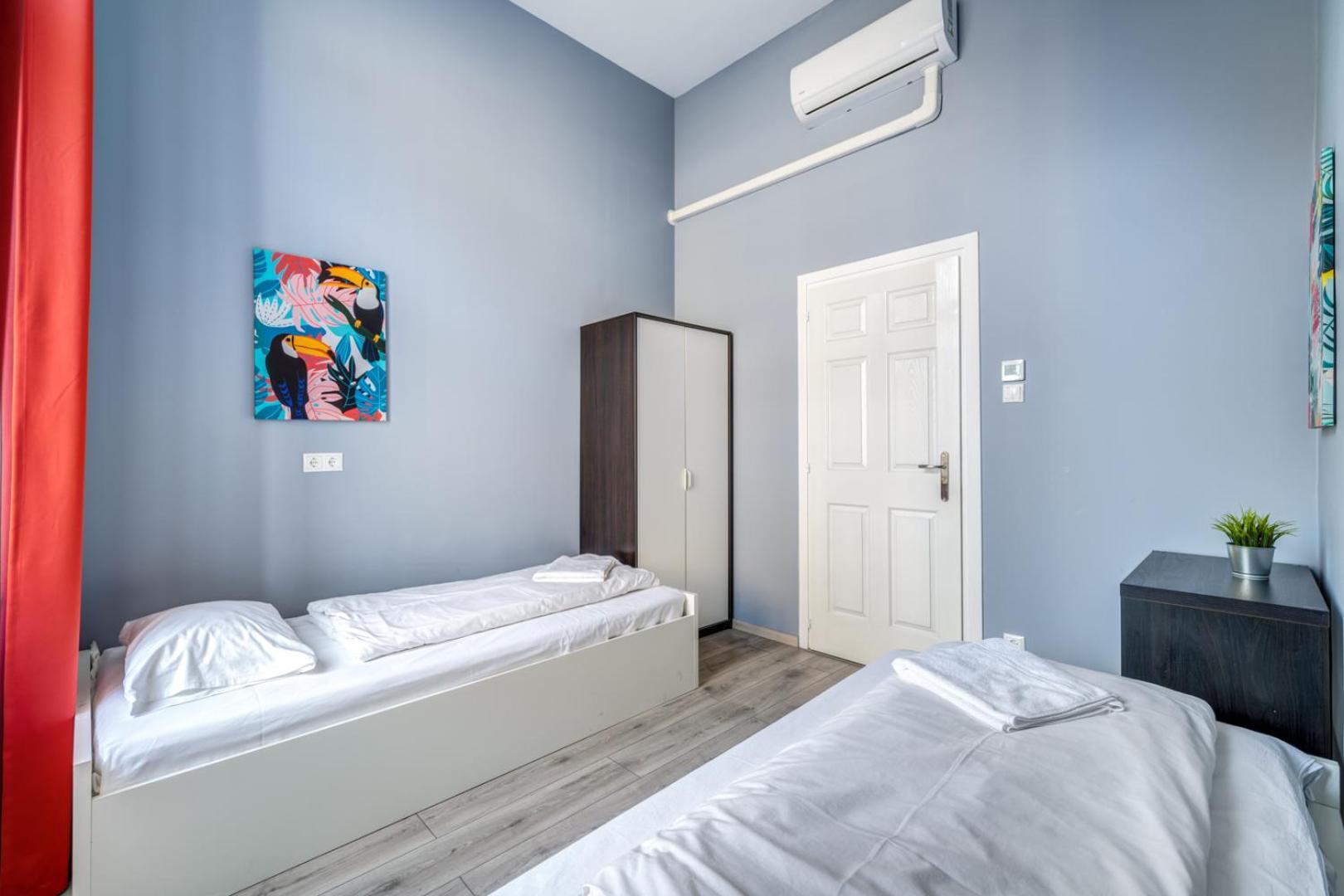 Апартаменты Downtown Delight - Erzsebet Blvd - 13 Ppl Будапешт Экстерьер фото